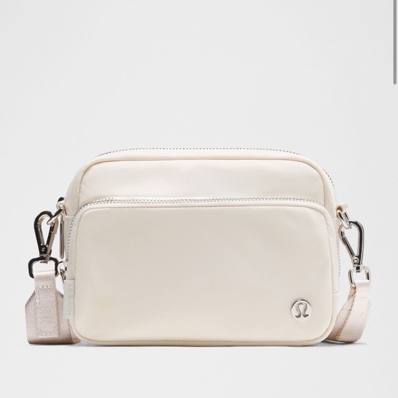 lululemon athletica Handbags - Lululemon Everywhere crossbody bag